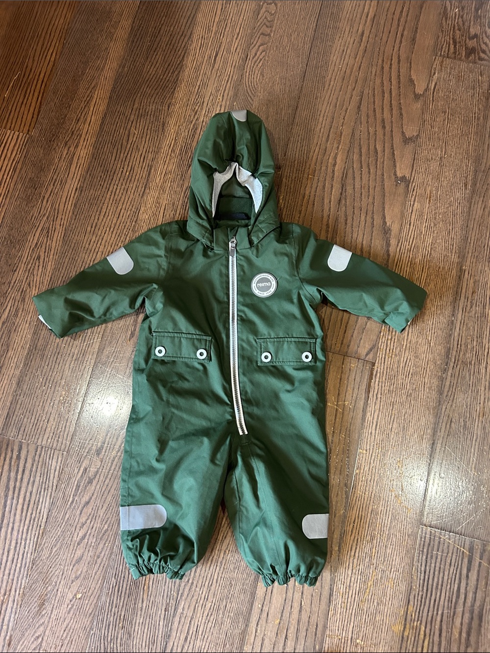 Reima green & white one pc snowsuit sz 9-12